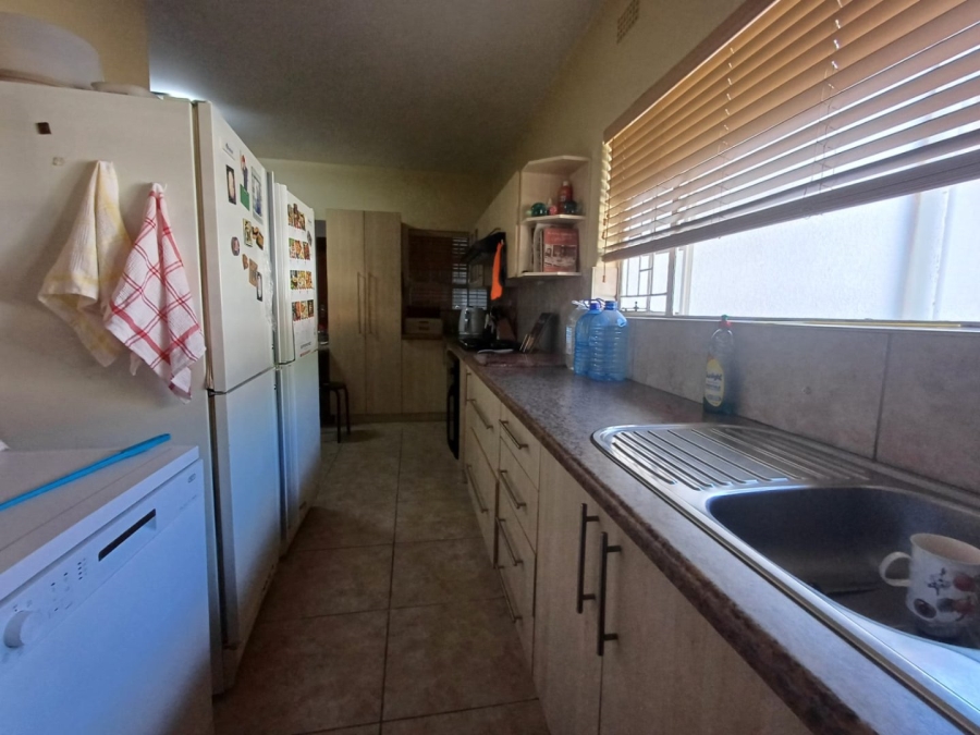 3 Bedroom Property for Sale in Flamwood North West